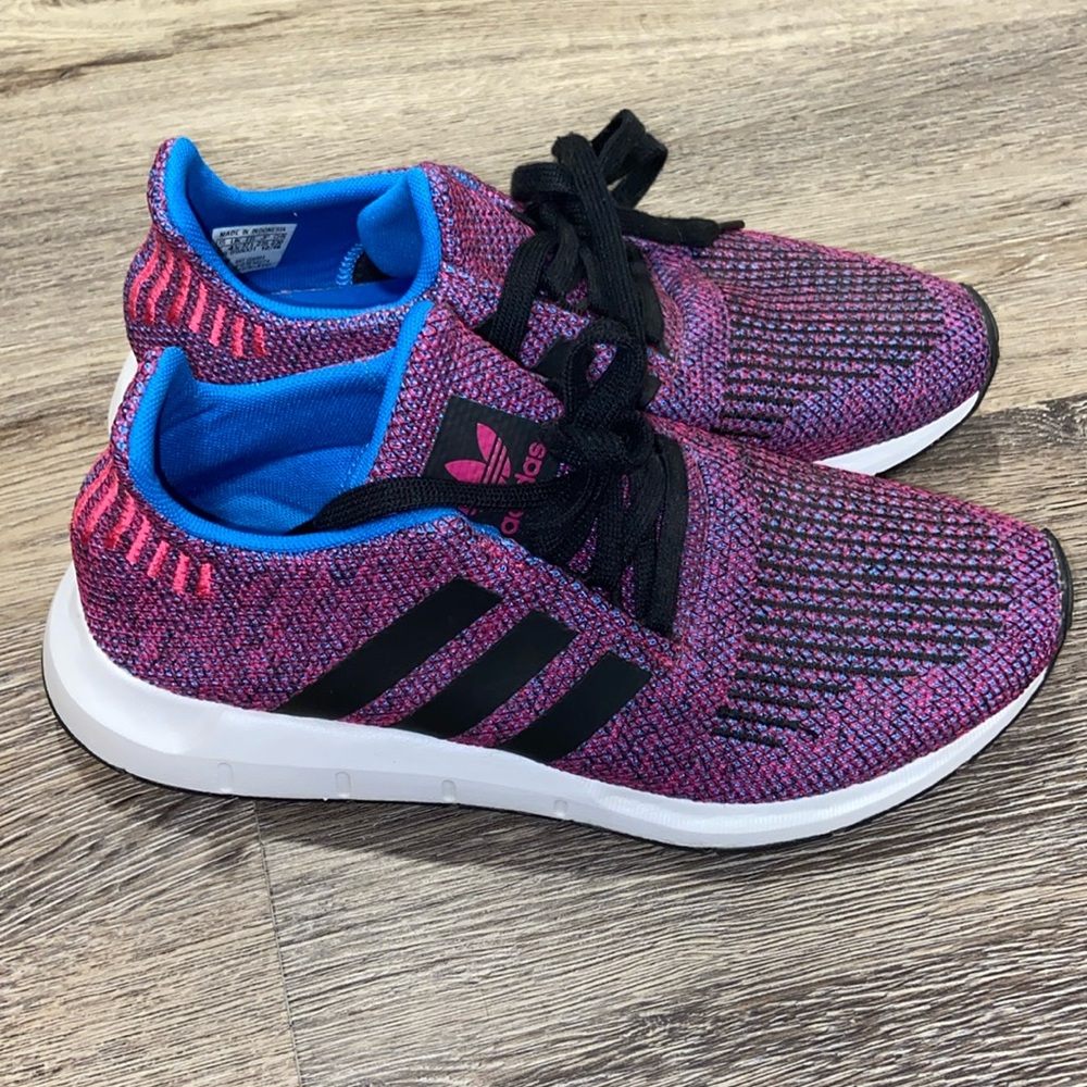 Adidas ortholite sneakers